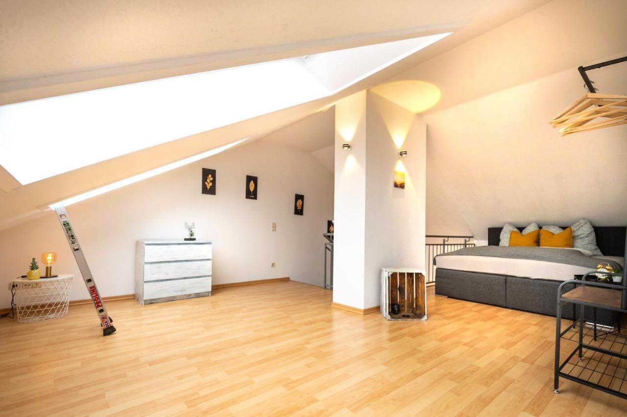 Ferienwohnung Loft 65 qm Netflix WLAN Boxspringbett bis 4 Pers Leipzig Exterior foto